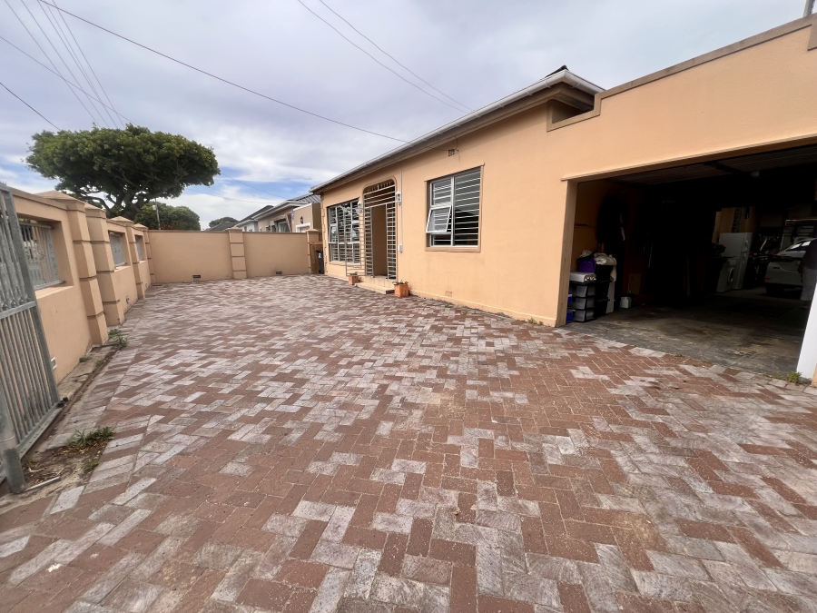 3 Bedroom Property for Sale in Townsend Estate Western Cape